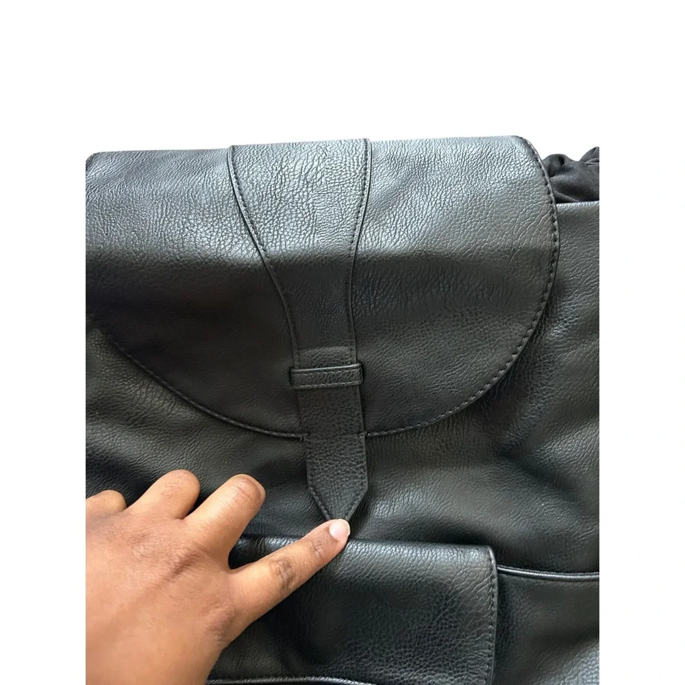 Universal Thread Black Faux Leather Backpack‎ Flap Drawstring Everyday Bag